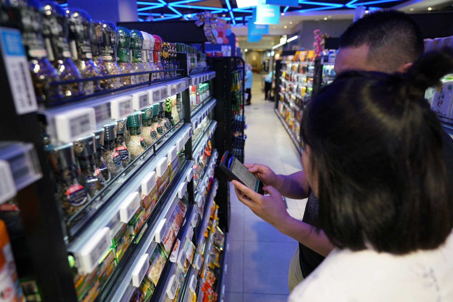 Honeywell CT40 Mobile Computer | Android, 2GB RAM/32GB Flash, 2D Scanner (N3601), Camera, NFC, WWAN/Wi-Fi, Standard Battery, North America